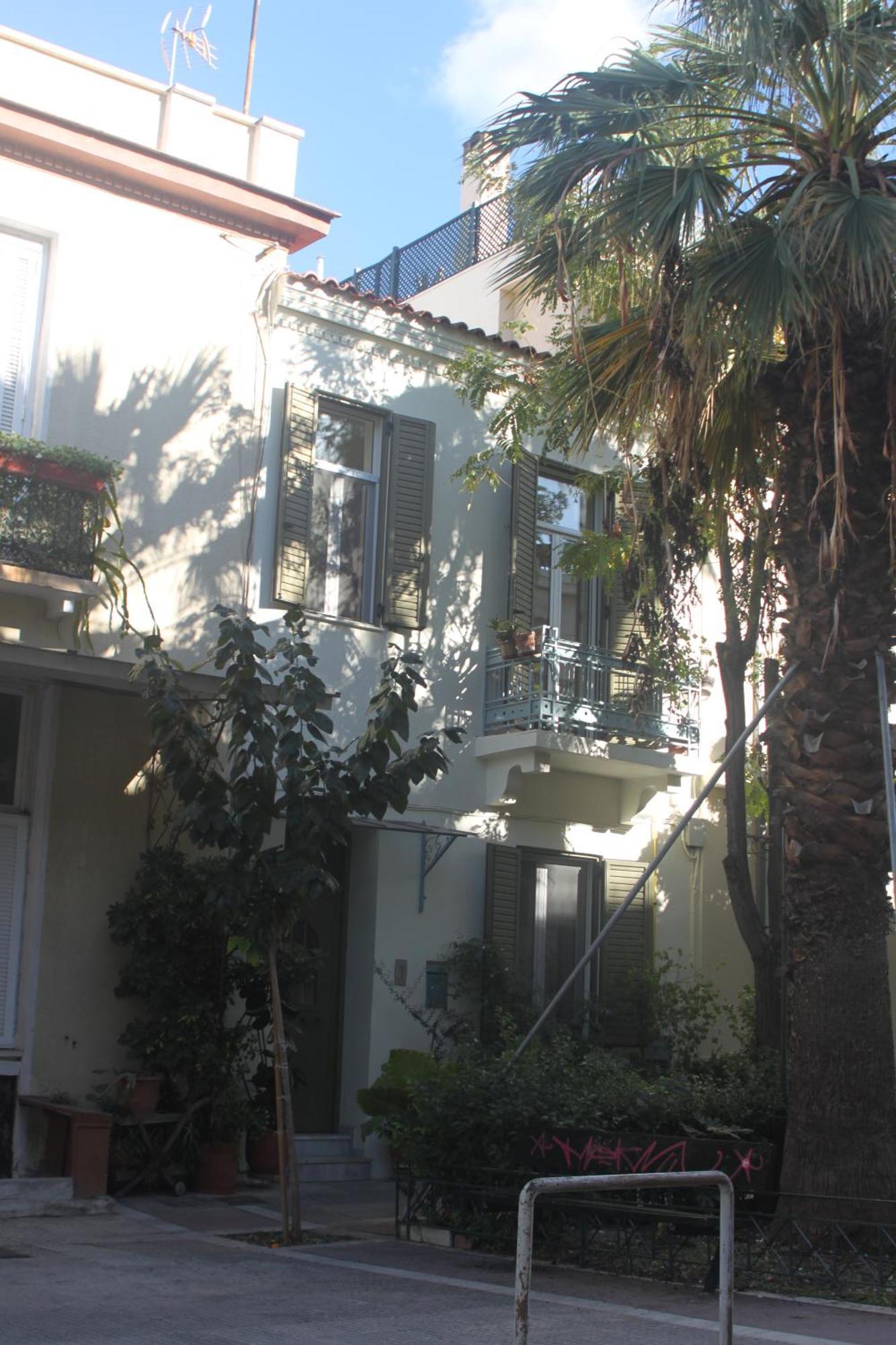 "Under The Olive Tree"- Beautiful Apartment In The Heart Of Atena Exterior foto