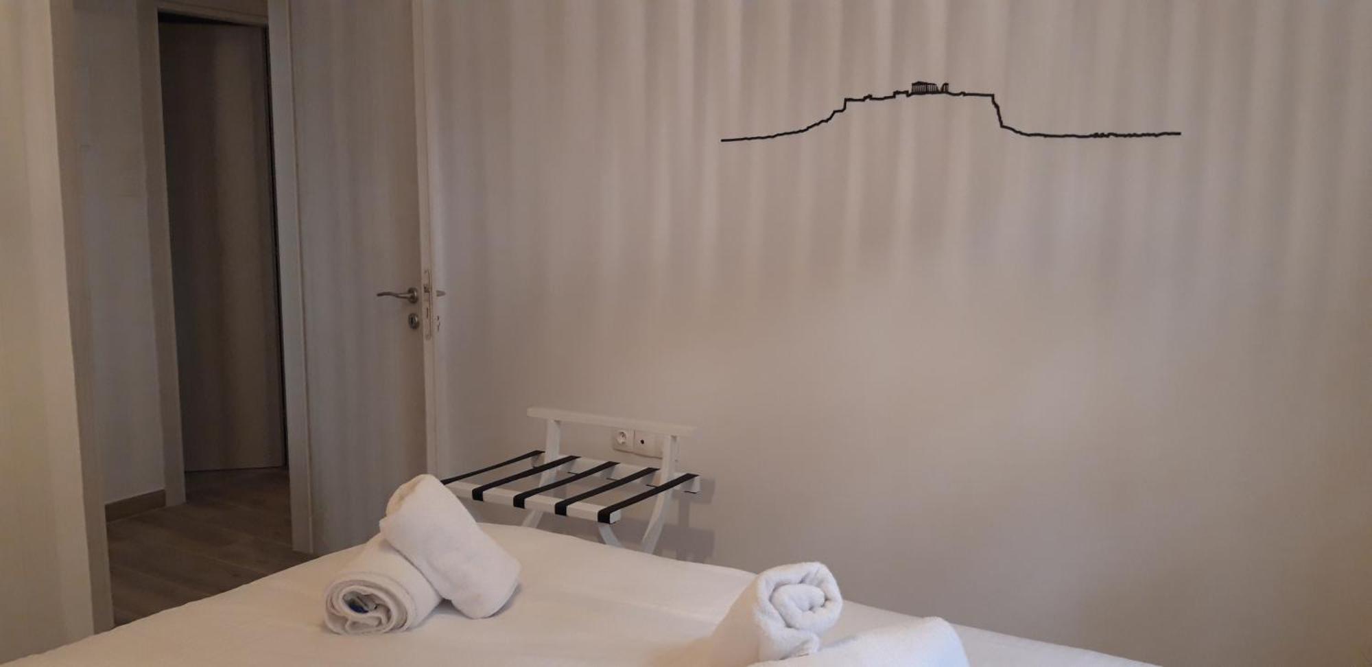 "Under The Olive Tree"- Beautiful Apartment In The Heart Of Atena Exterior foto